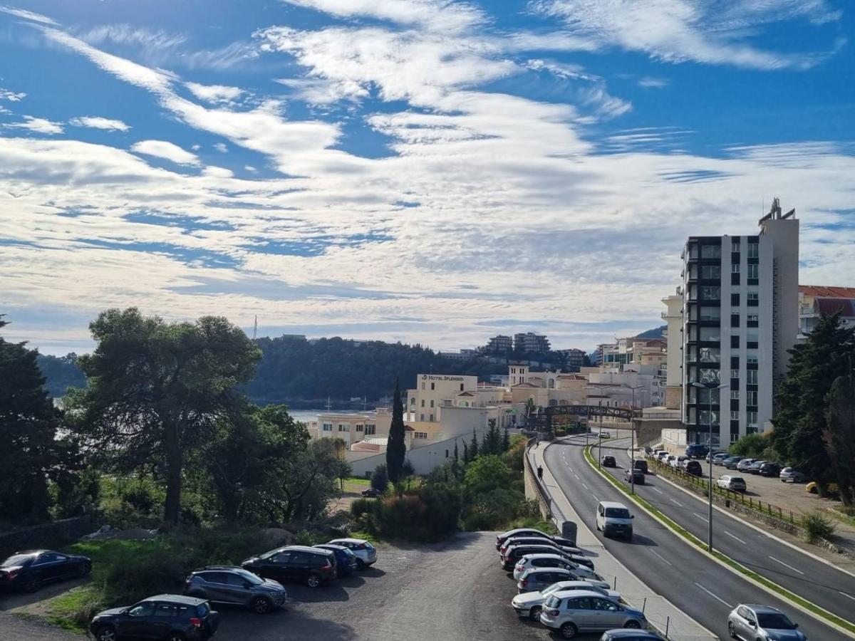 Becici -Lux Apartman Bagian luar foto
