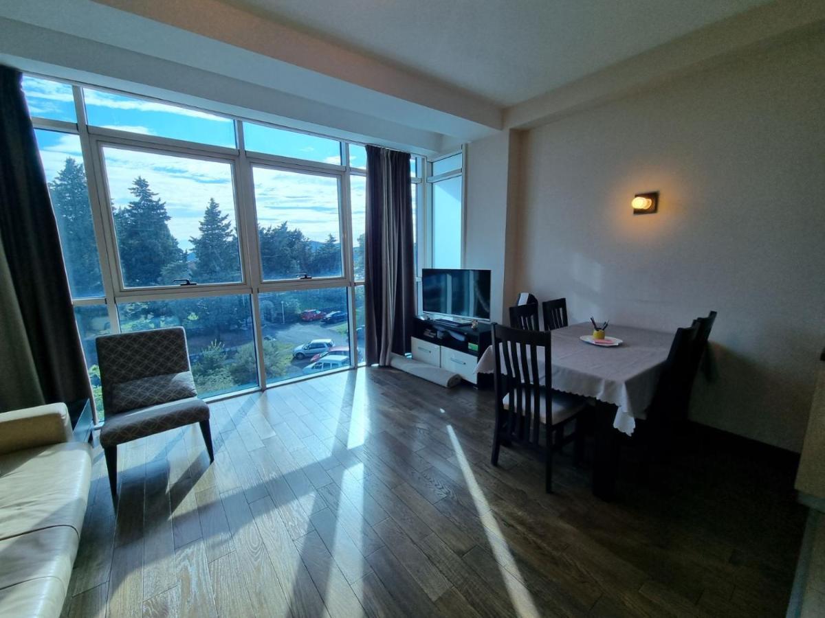 Becici -Lux Apartman Bagian luar foto