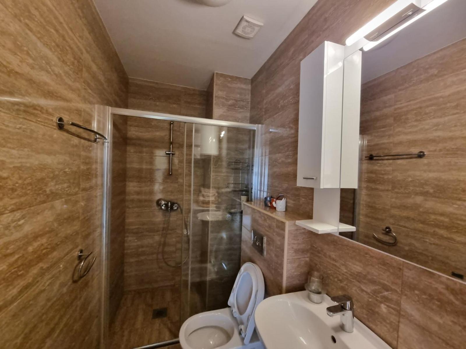 Becici -Lux Apartman Bagian luar foto